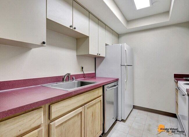 Building Photo - Cozy Condo for Rent in East Anchorage!
