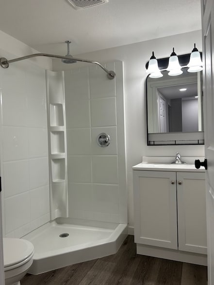 Building Photo - 2740 L St SW