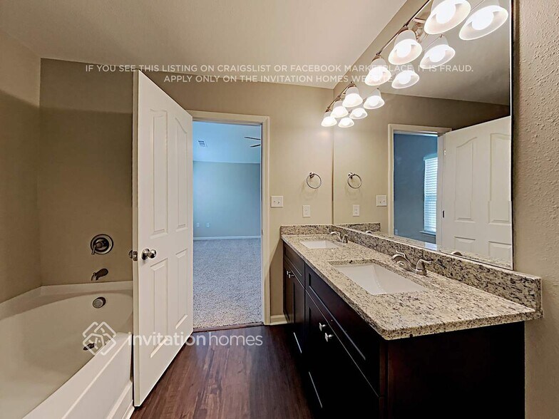 Building Photo - 944 Cassidy Dr