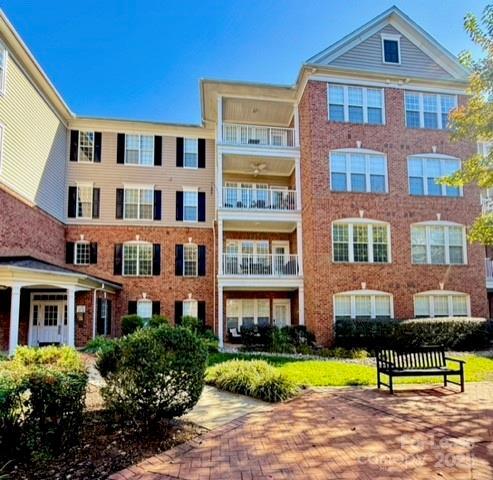 Building Photo - 3232 Margellina Drive