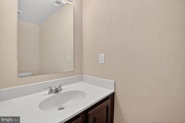 Building Photo - 266 Brock Bridge Rd