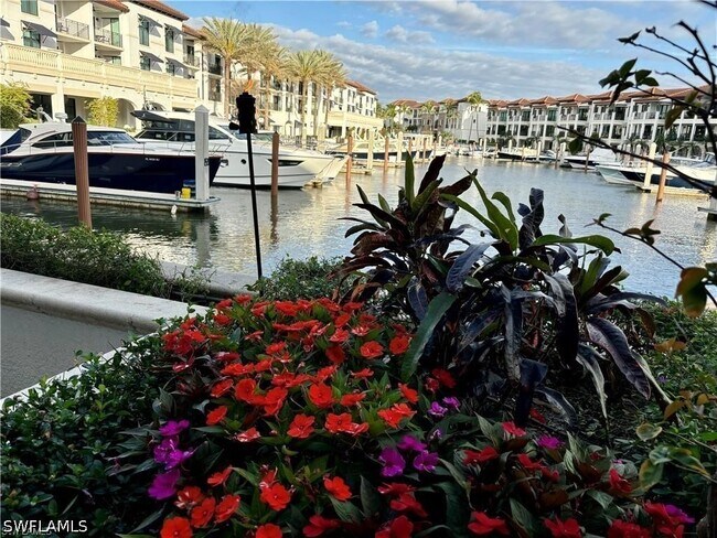 Building Photo - 1435 Curlew Ave