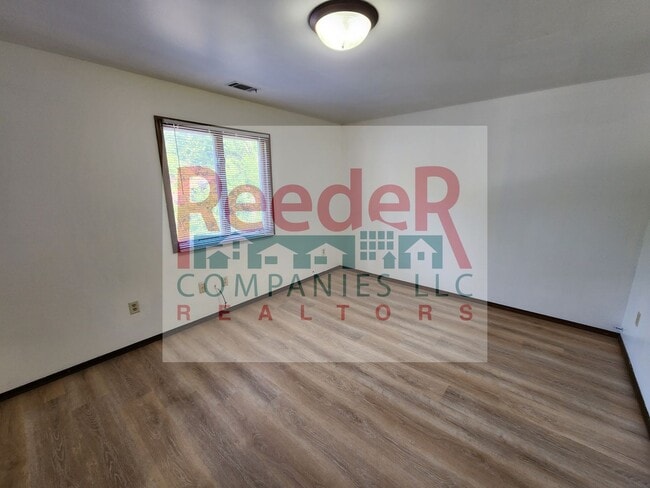 Building Photo - 7344 Hohman Ave