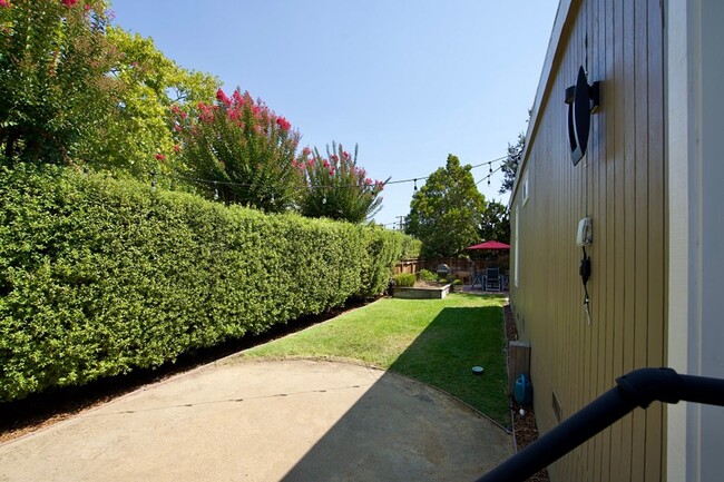 Building Photo - Beautifully Updated Four Bedroom Napa Home