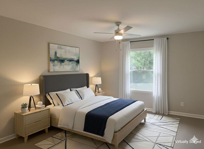 Building Photo - Room in Townhome on Baker Ct