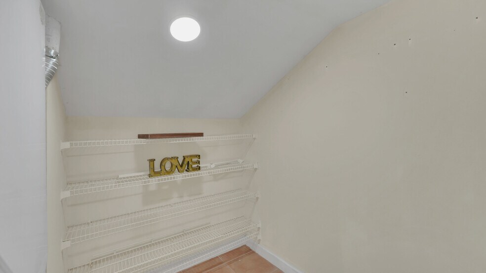 Building Photo - 4635 NW 97th Pl