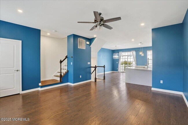 Building Photo - 107 Celebration Blvd