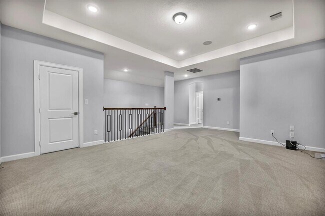 Building Photo - 252 Sabino Dr