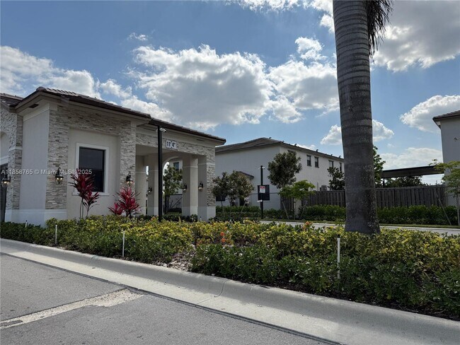 Building Photo - 12888 SW 233rd Terrace