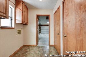 Building Photo - 1518 Vista Del Monte