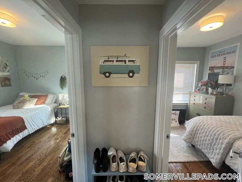 Building Photo - 337 Highland Ave