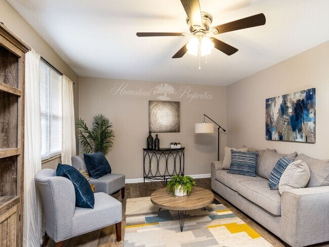 Building Photo - Quiet and convenient 3 Bedroom, 1 Bathroom apartment at our Oakland Duplex – Johnson City, TN