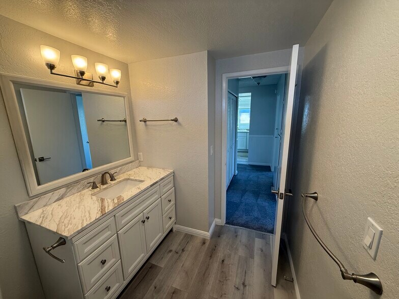 Building Photo - 4831 Dorrance Way