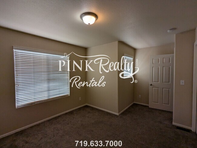 Building Photo - 6295 Laurel Grass Range Trail