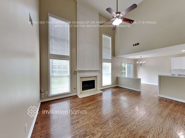 Building Photo - 543 Watercress Dr