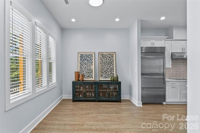 Building Photo - 129 Greens Rd