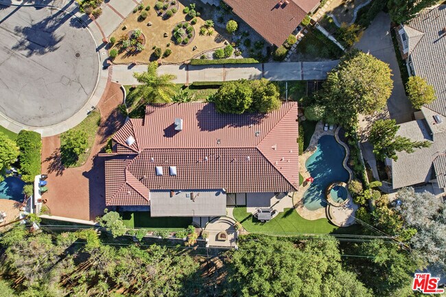 Building Photo - 4305 Coquette Pl