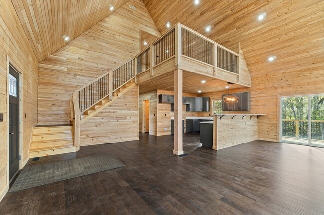Building Photo - 8498 E Lake Rd