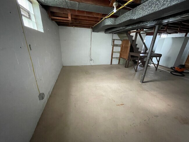 Basement - 1630 Fiat St
