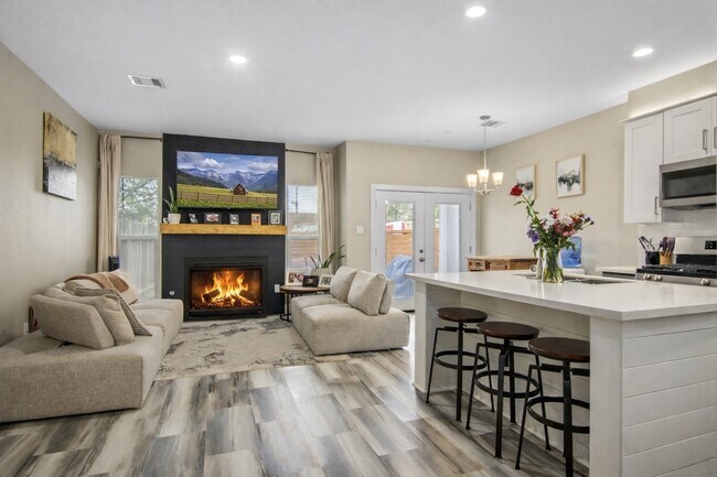 Building Photo - 5417 Texas St