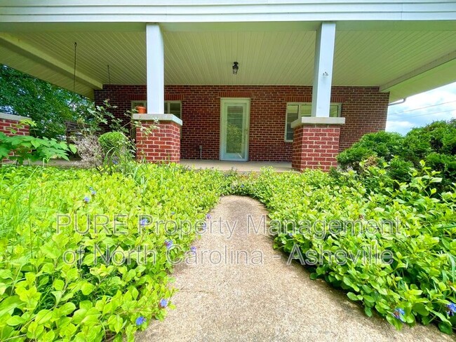 Building Photo - 239 Mt Carmel Rd