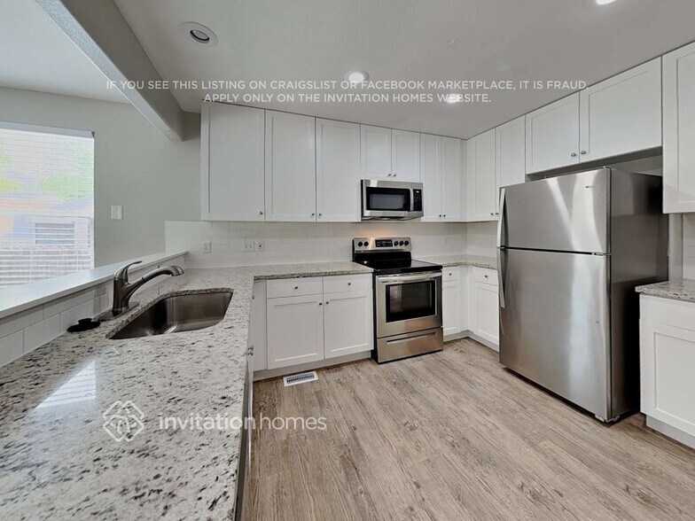 Building Photo - 3686 S Quatar Way