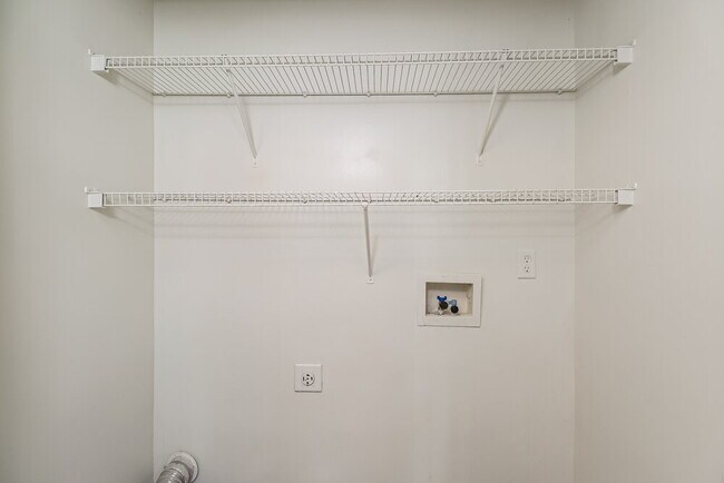 Building Photo - 13954 Dingess Rd