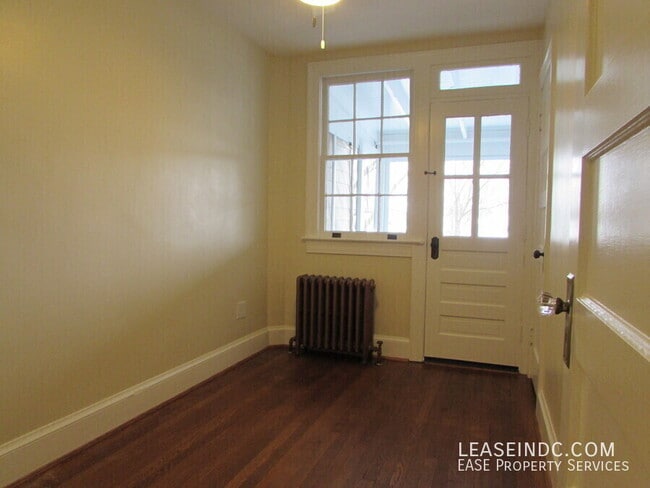 Building Photo - 2215 39th St NW