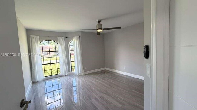 Building Photo - 1498 Beche St SE