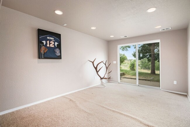 Building Photo - 12773 N Tenderfoot Trail