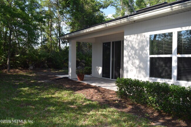 Building Photo - 247 Amistad Dr