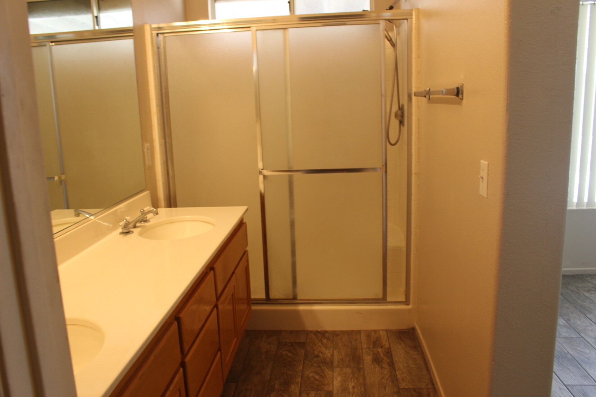 Building Photo - 3365 Summer Breeze Ave