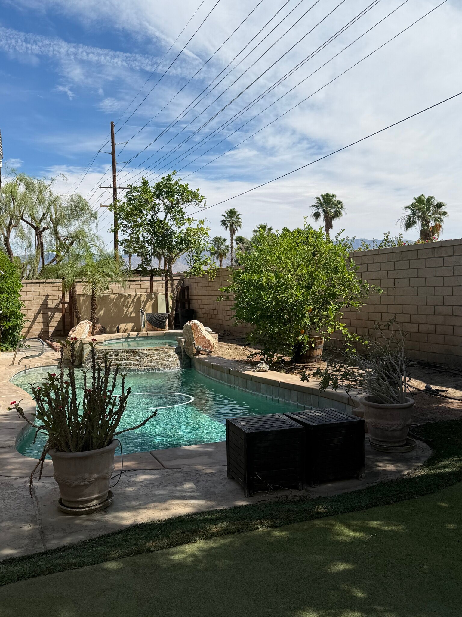 Building Photo - 48638 Barrymore St