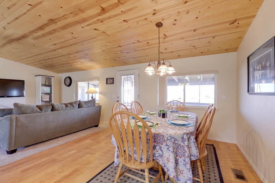 Building Photo - 4170 Mohave Ln