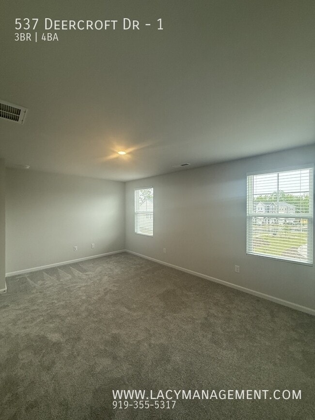 Building Photo - 537 Deercroft Dr