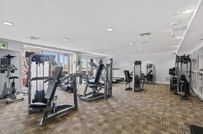 Building Photo - 20 Ave at Port Imperial