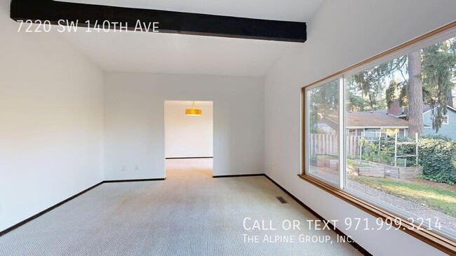 Building Photo - 7220 SW 140th Ave