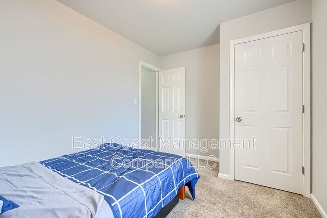 Building Photo - 2308 Jefferson St