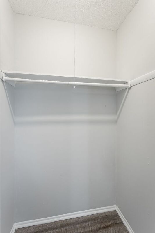 Building Photo - 4405 Delashmitt Rd