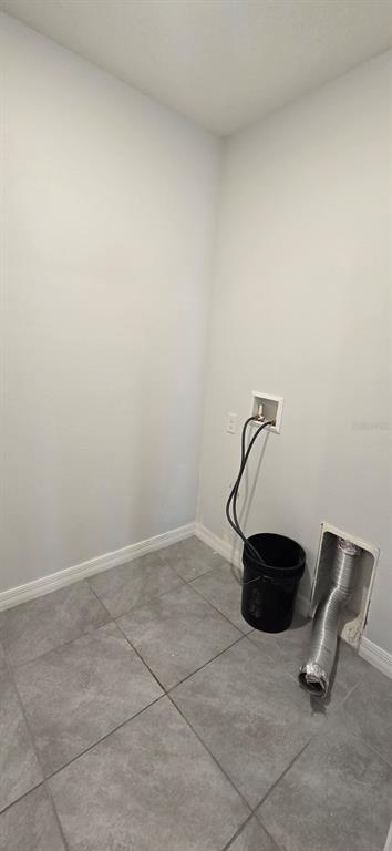 Building Photo - 8557 Triumph Cir