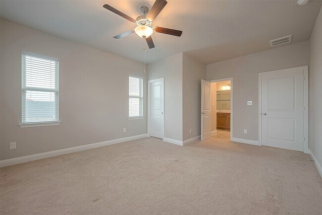 Building Photo - 58 Canopy Green Dr