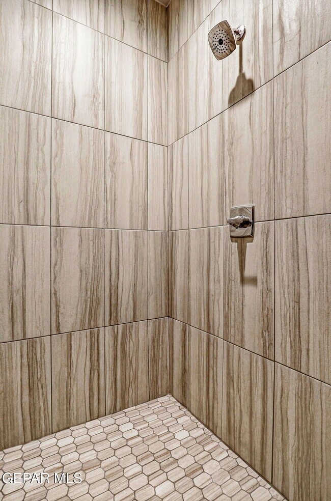 Building Photo - 12580 Arrow Weed Dr
