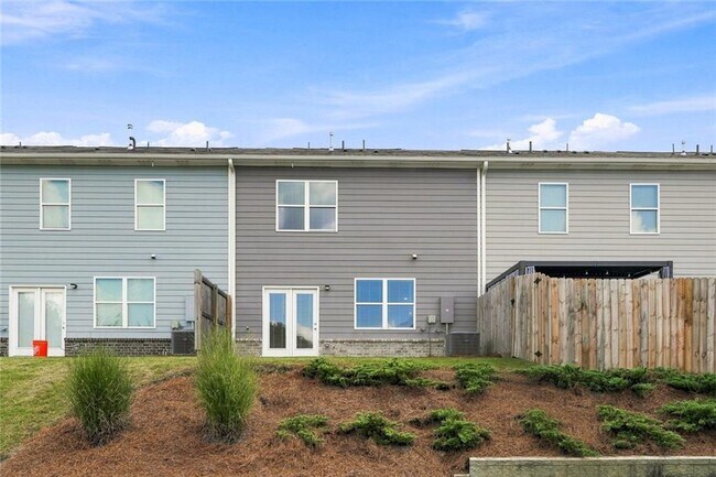 Building Photo - 2614 Poppy Ct