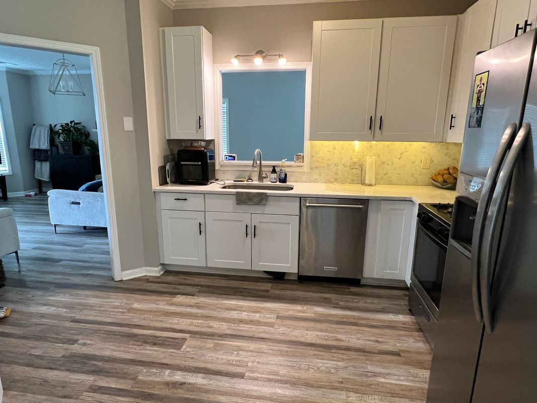 Building Photo - 225 Lee Ct