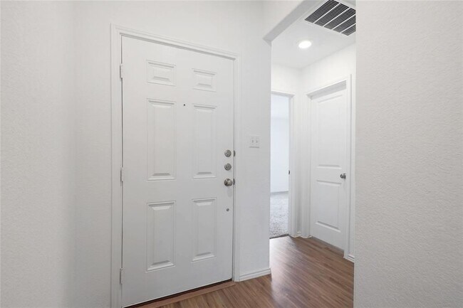 Building Photo - 421 Bluejack Wy