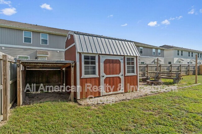 Building Photo - 203 Citadel Ln