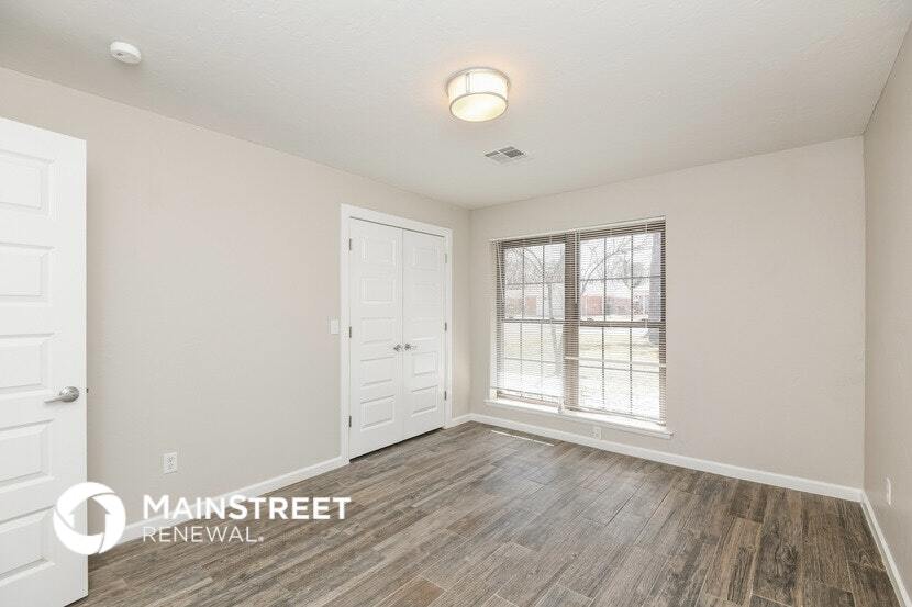 Building Photo - 5713 NW 33rd St