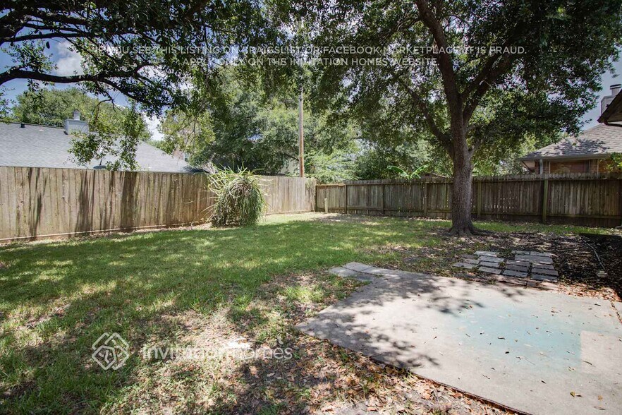 Building Photo - 16031 Copper Canyon Dr