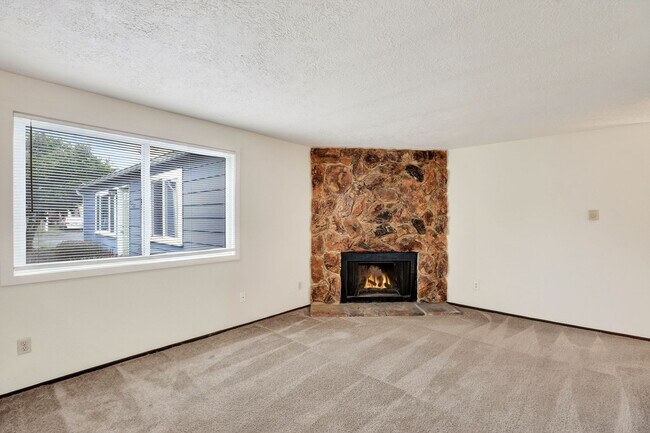 Building Photo - 4801 NE Killingsworth St