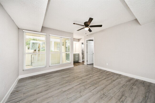 Building Photo - 781 Country Pl Dr